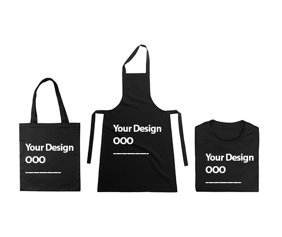 Leistungen Beispiel Produkte aus Baumwolle Schritt 2 Personalisierung der Produkte - Abbildung von Tragetasche, Schürze & T-Shirt in schwarz auf weißem Hintergrund mit individuellem Design